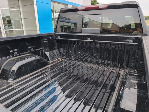 Used 2021 GMC Sierra 1500 SLT w/ SLT Premium Package image 10