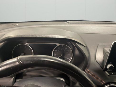 Used 2023 Nissan Sentra SR w/ SR Premium Package FWD image 20