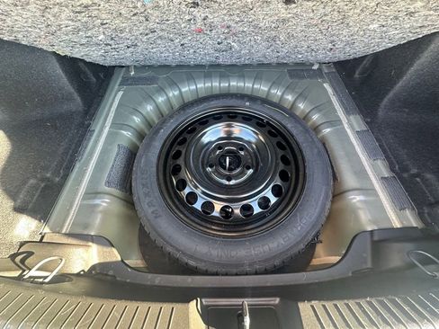 Used 2018 Chevrolet Malibu LS image 25