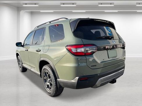 New 2026 Honda Pilot TrailSport image 5