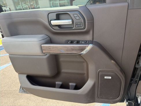 Used 2021 Chevrolet Silverado 3500 LTZ w/ LTZ Premium Package image 16