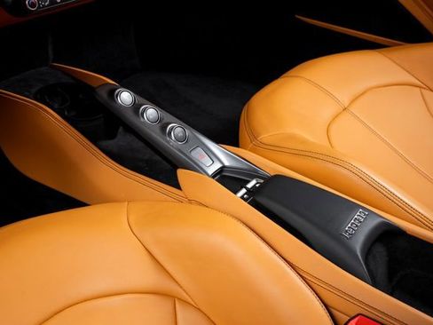 Certified 2020 Ferrari F8 Tributo image 26