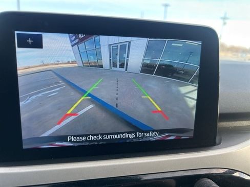 Used 2021 Ford Escape SE w/ SE Sport Appearance Package image 12