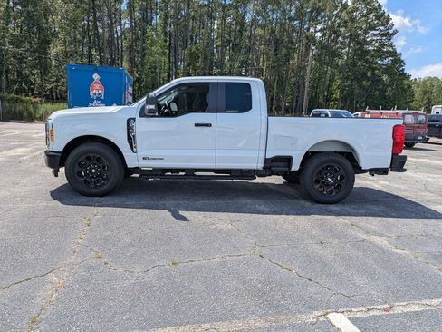 New 2026 Ford F250 XL RWD image 7