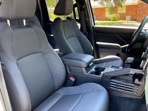 Used 2025 Toyota Tacoma SR RWD image 28