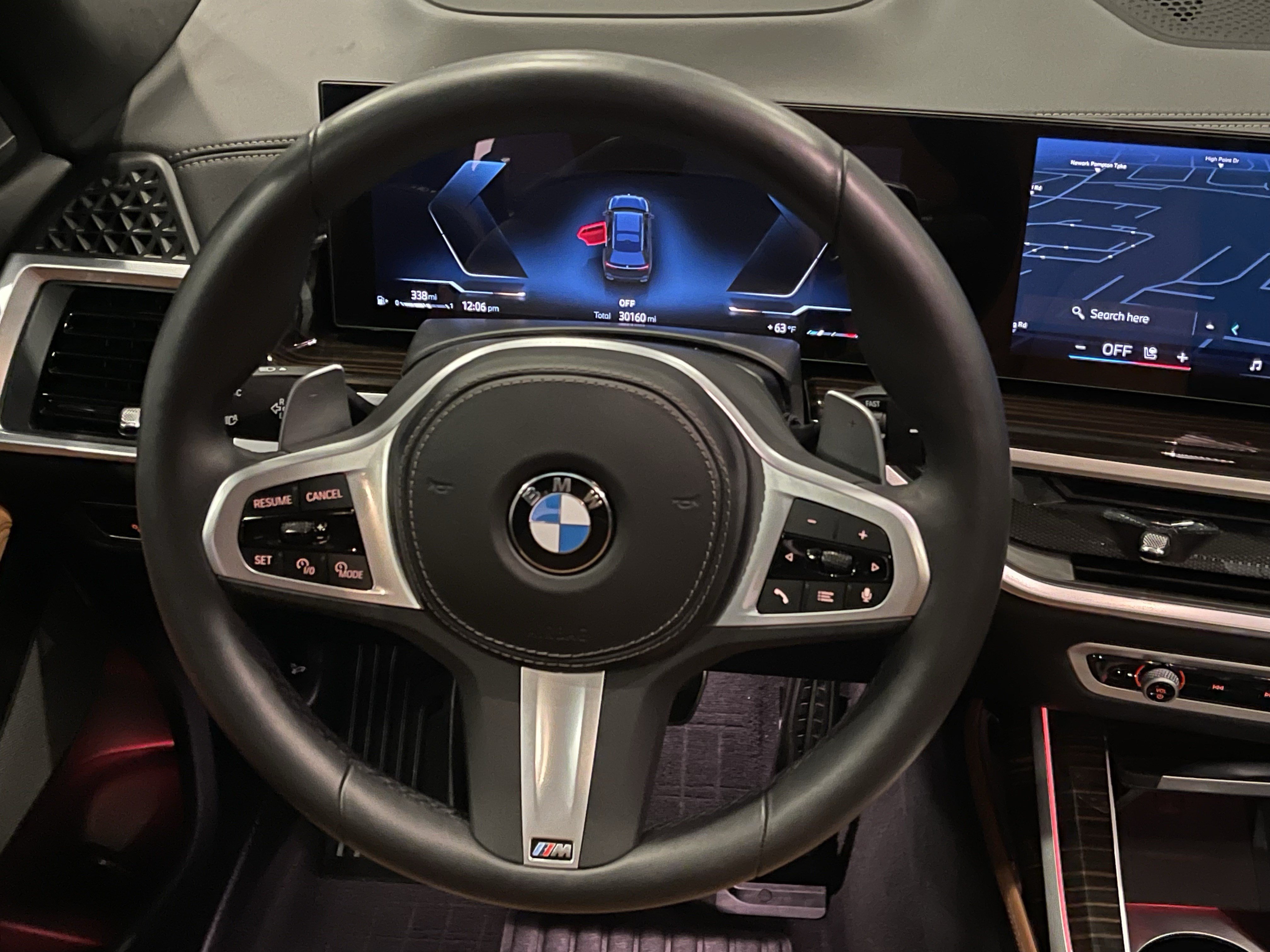 Used 2025 BMW X7 xDrive40i w/ M Sport Package AWD/4WD image 19