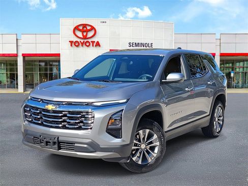 Used 2025 Chevrolet Equinox LT image 1