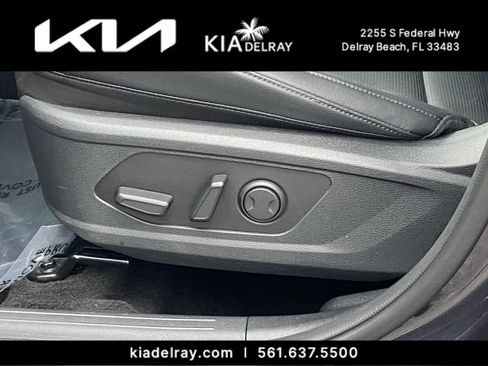 Used 2026 Kia Sportage EX w/ EX Panorama Roof Package image 18