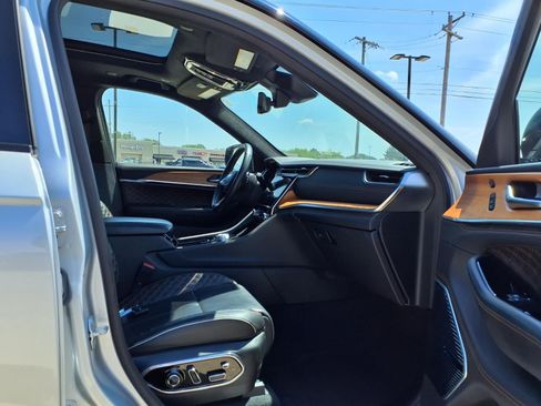 Certified 2021 Jeep Grand Cherokee L Summit AWD/4WD image 33
