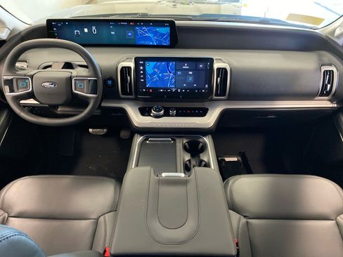 New 2026 Ford Expedition Max Active image 16