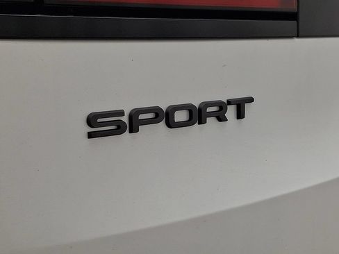 New 2026 Land Rover Range Rover Sport Dynamic SE AWD/4WD image 23