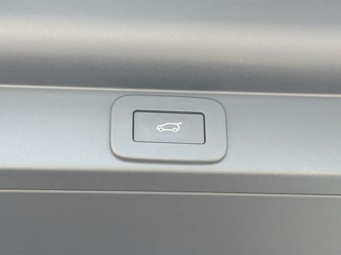 Used 2024 Land Rover Range Rover Long Wheelbase Autobiography AWD/4WD image 44