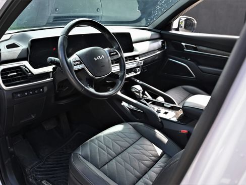 Used 2024 Kia Telluride EX X-Line AWD/4WD image 12