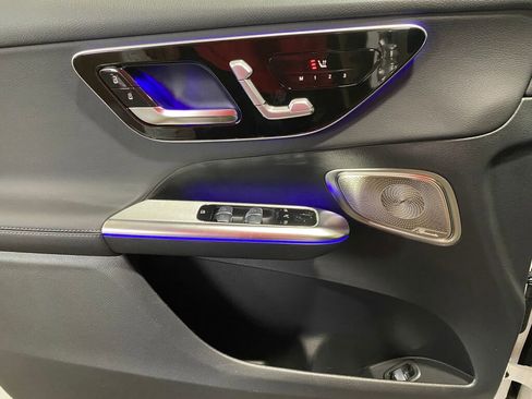 New 2026 Mercedes-Benz GLC 300 GLC 300 image 10