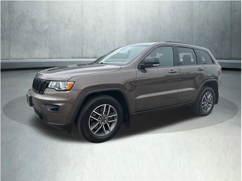 Used 2021 Jeep Grand Cherokee Limited AWD/4WD image 1