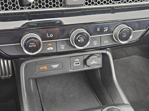 Used 2023 Honda Civic Sport image 21