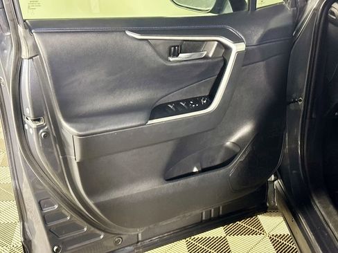 Used 2021 Toyota RAV4 XSE image 10