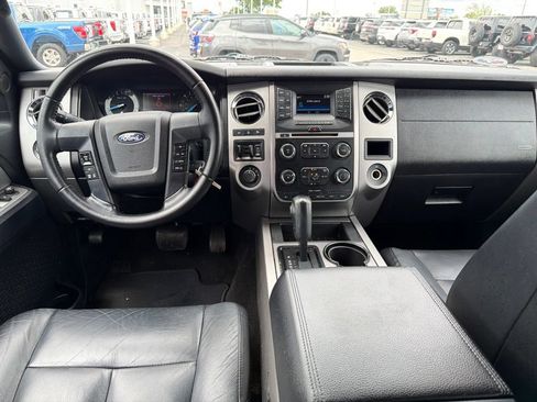 Used 2017 Ford Expedition EL XLT AWD/4WD image 19
