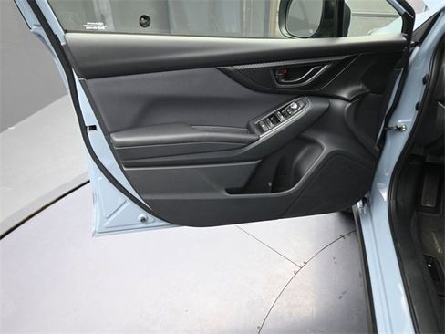 Used 2022 Subaru Crosstrek 2.0i Premium w/ Moonroof Package image 17