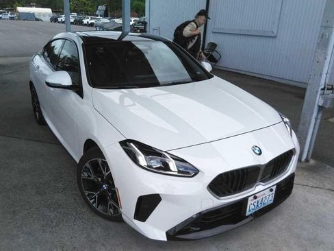 Used 2025 BMW 228i xDrive AWD/4WD image 2
