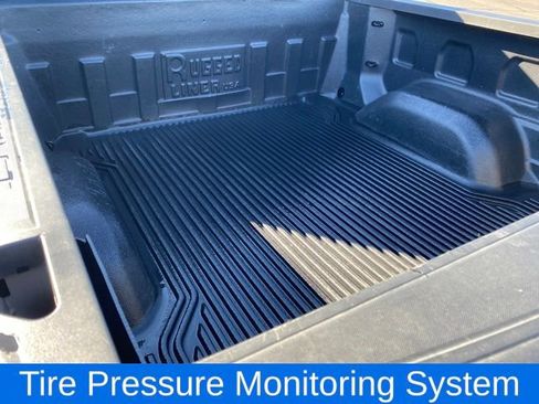 Certified 2025 Chevrolet Silverado 1500 LT image 20