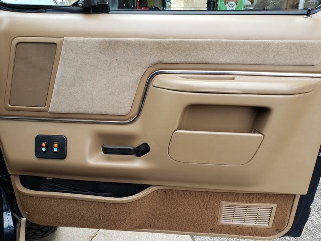 Used 1990 Ford Bronco AWD/4WD image 17