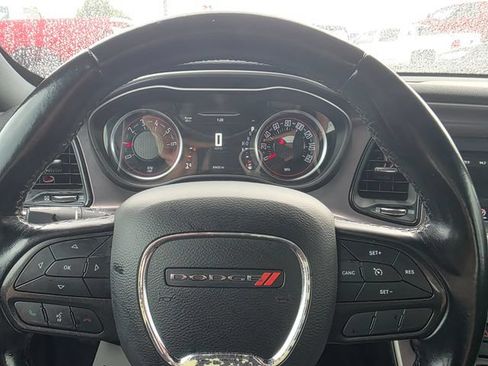 Used 2021 Dodge Challenger SXT RWD image 13