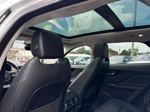 Used 2019 Jaguar F-PACE R-Sport AWD/4WD image 22