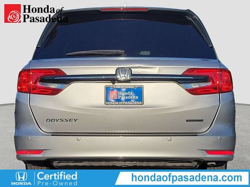 Certified 2023 Honda Odyssey Touring image 3