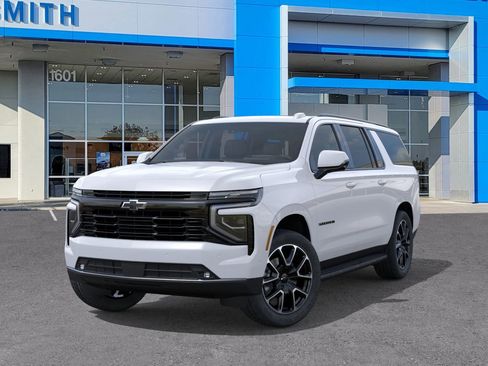 New 2026 Chevrolet Suburban RST image 6