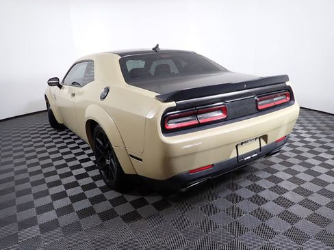 Used 2018 Dodge Challenger R/T Scat Pack RWD image 14