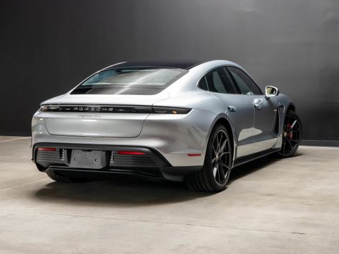 New 2026 Porsche Taycan 4S AWD/4WD image 7
