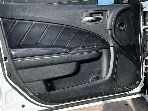 Used 2014 Dodge Charger R/T image 22