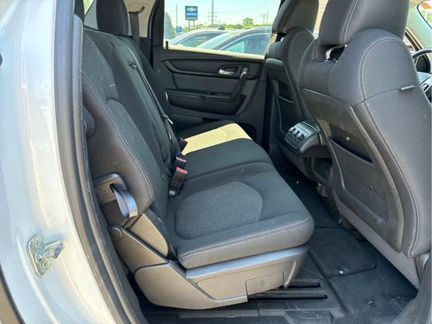 Used 2016 GMC Acadia SLE FWD image 19