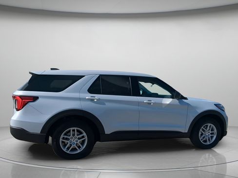 New 2026 Ford Explorer Active image 33