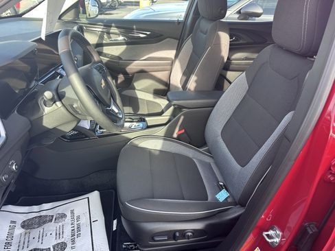 Used 2026 Chevrolet TrailBlazer LT w/ Convenience Package image 9