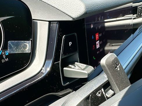 Certified 2026 Porsche Cayenne Coupe AWD/4WD image 19