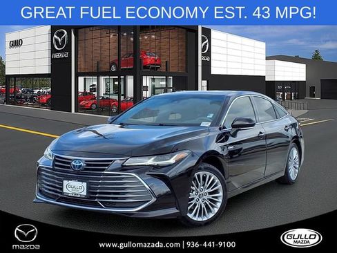 Used 2019 Toyota Avalon Limited FWD image 1