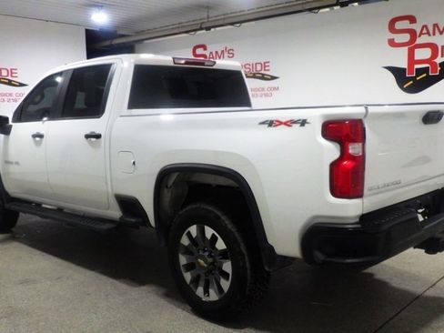 Used 2025 Chevrolet Silverado 2500 Custom w/ Custom Value Package AWD/4WD image 2