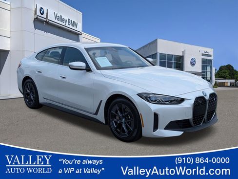 Certified 2023 BMW i4 eDrive40 w/ Premium Package RWD image 1