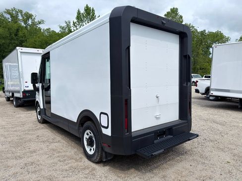 Used 2024 Chevrolet Brightdrop 400 w/ Commercial Equipment Package AWD/4WD image 9