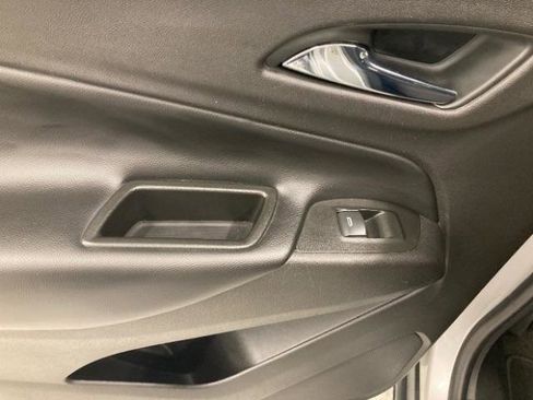 Used 2019 Chevrolet Equinox LT FWD image 37