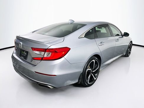 Used 2018 Honda Accord Sport image 9