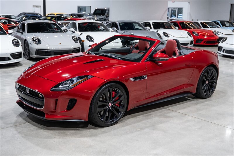 Used 2015 Jaguar F-TYPE S RWD image 2
