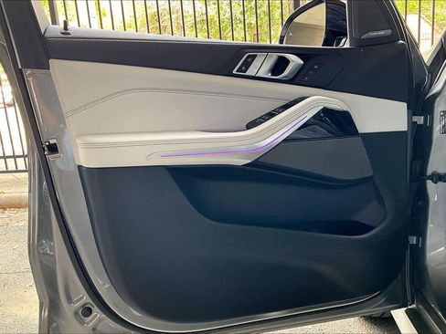 Certified 2024 BMW X5 xDrive40i w/ M Sport Package image 21