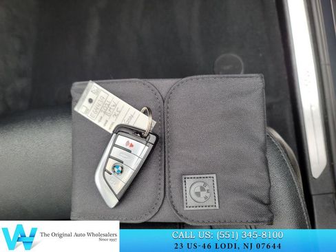 Used 2021 BMW X5 xDrive40i w/ Convenience Package image 25