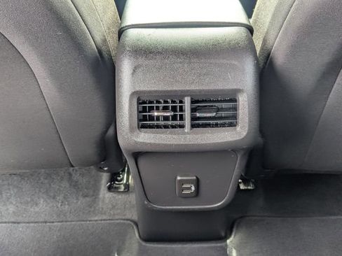 Certified 2024 Chevrolet Equinox LT AWD/4WD image 15