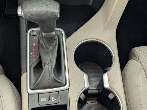 Used 2020 Kia Sportage LX image 19