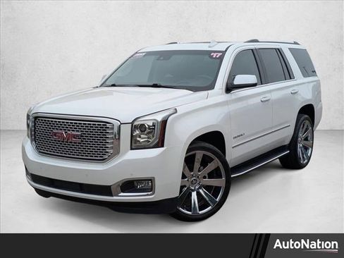 Used 2017 GMC Yukon Denali AWD/4WD image 1