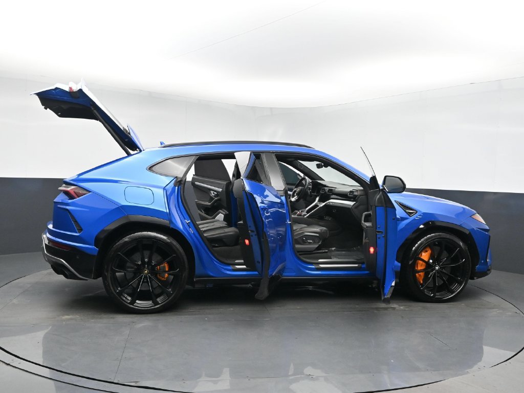 Used 2020 Lamborghini Urus AWD/4WD image 26